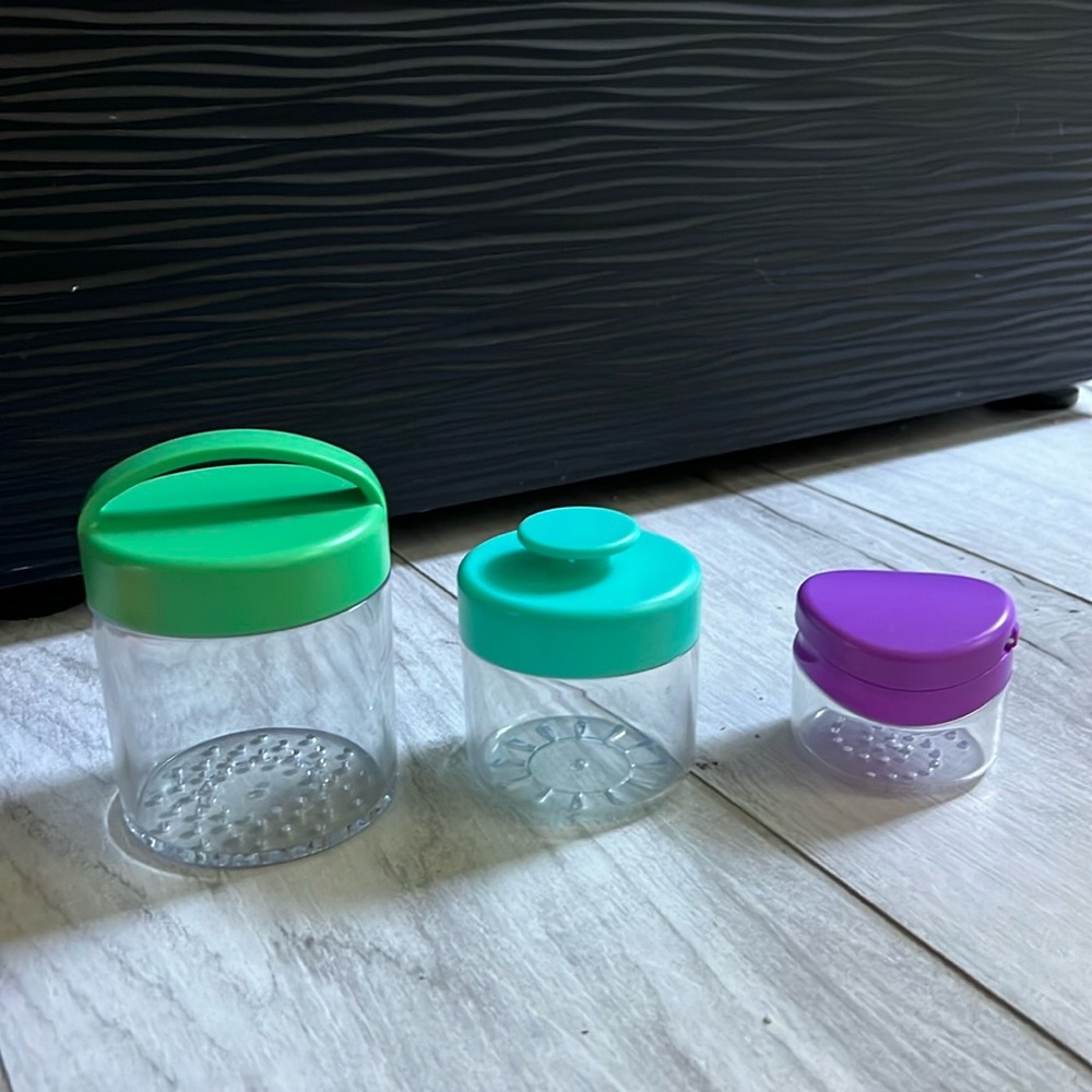 Lovevery Little Grips Canister Nesting Container Set